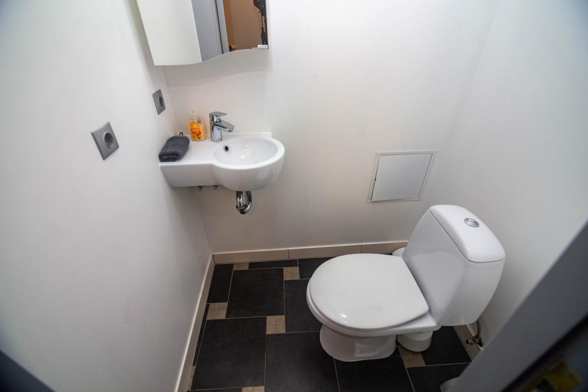 Charming 3-bedroom Center Flat *