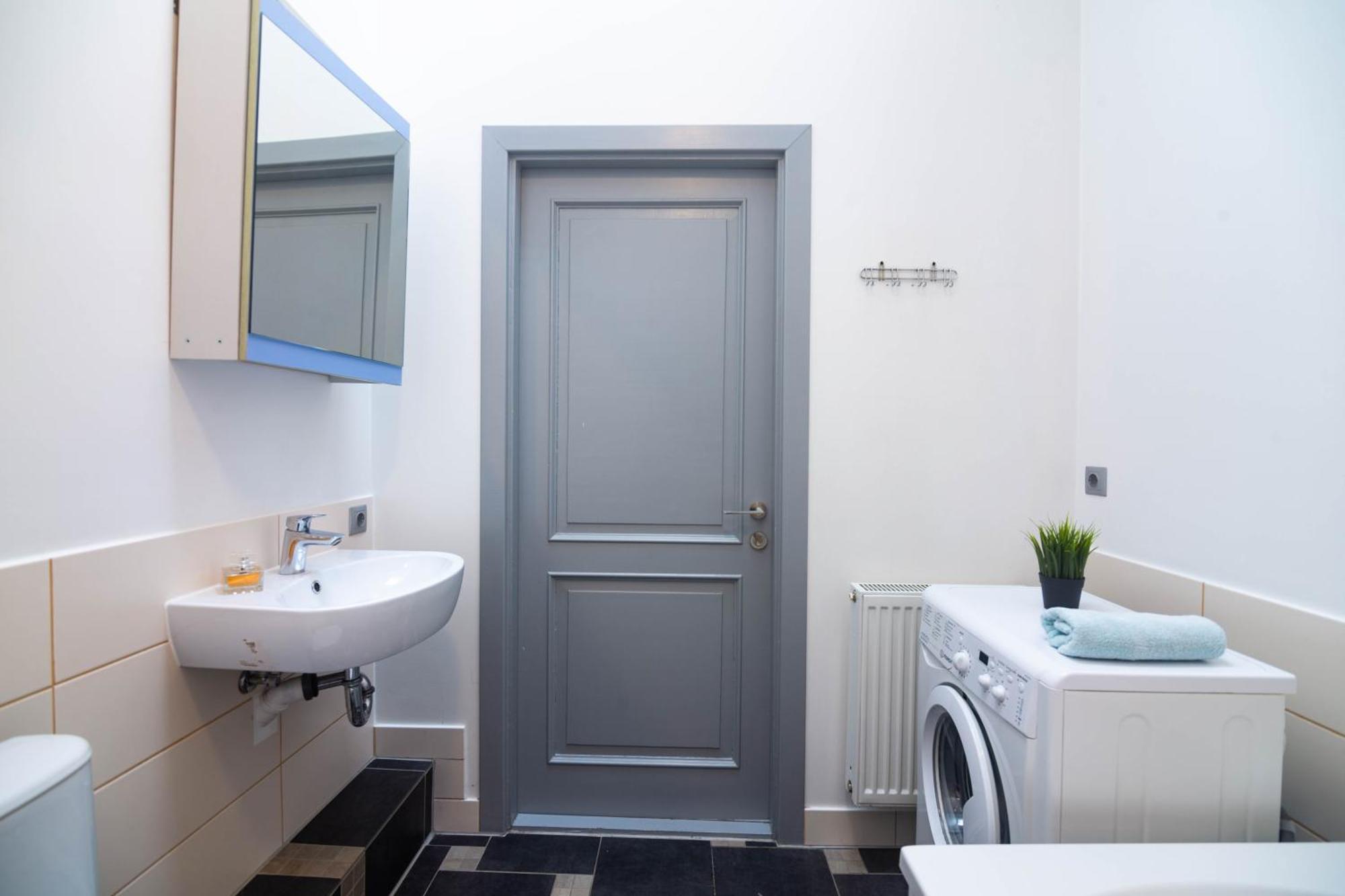 Charming 3-bedroom Center Flat Apartamento *